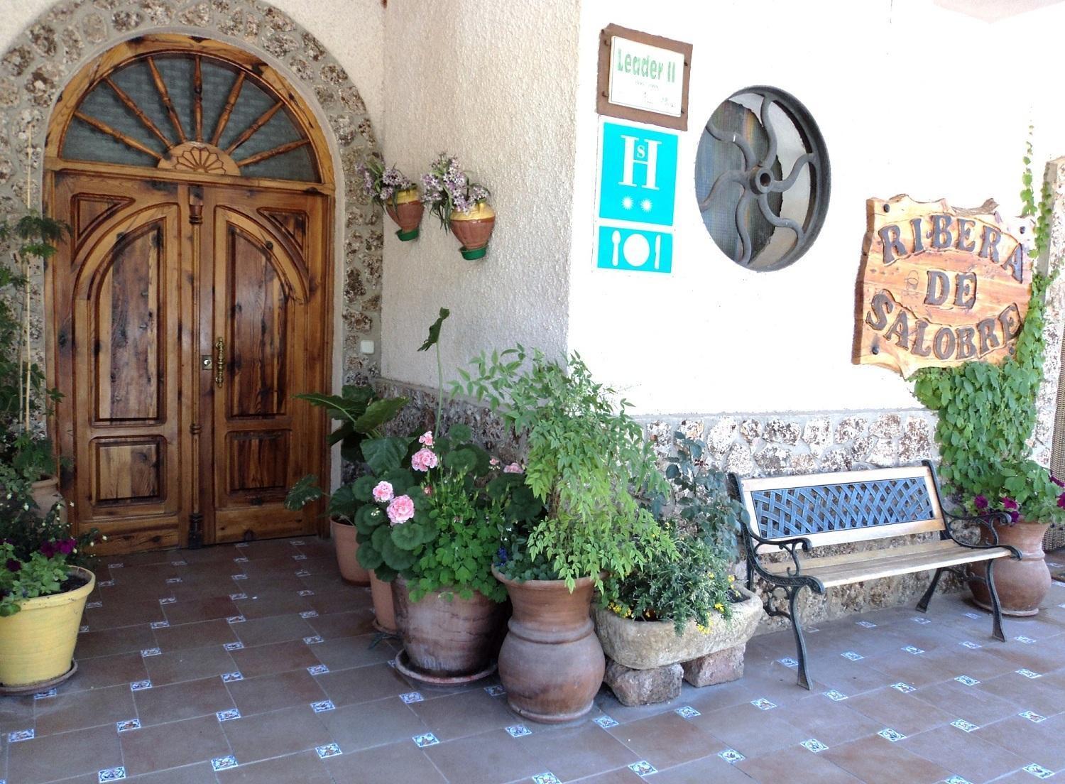 Complejo Ribera De Salobre Hotel Exterior photo
